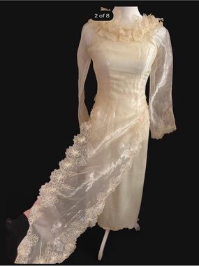 Exquisite Handmade Vintage 1950s/1960s Butter Yellow Chiffon Gown